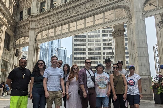 Chicago Walking Tour of Highlights with Free Bike or Kayak Rental - Historic Water Tower: the quick lesson in resilience