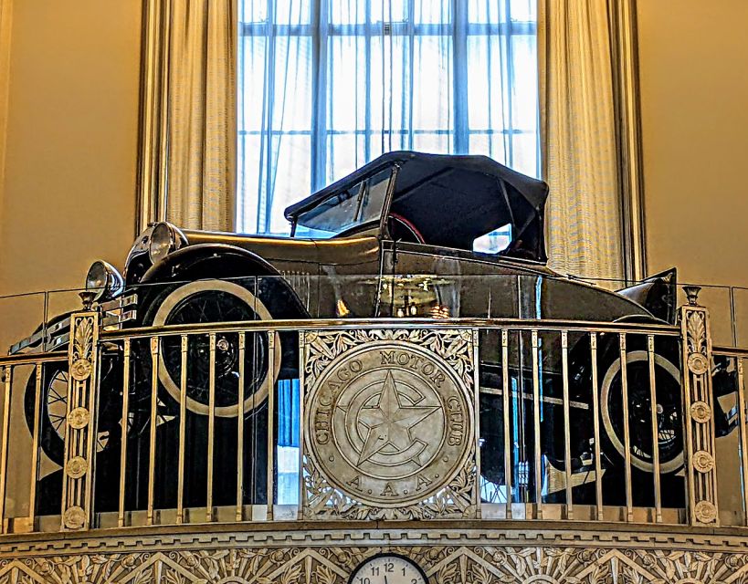 Chicago Walking Tour: See Inside Art Deco Masterpieces - How Much Time and Walking to Expect on a 2-Hour Plan