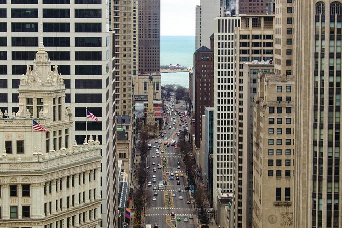 Chicago Walking Tour: The Magnificent Mile - Who this Magnificent Mile walk suits best