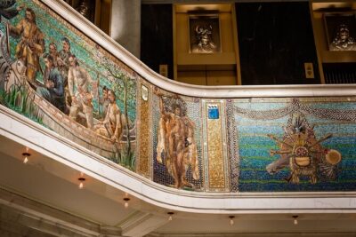 Chicago Walking Tour: Tiffany Treasures - Meeting at the Chicago Cultural Center: Where the Tour Starts to Make Sense