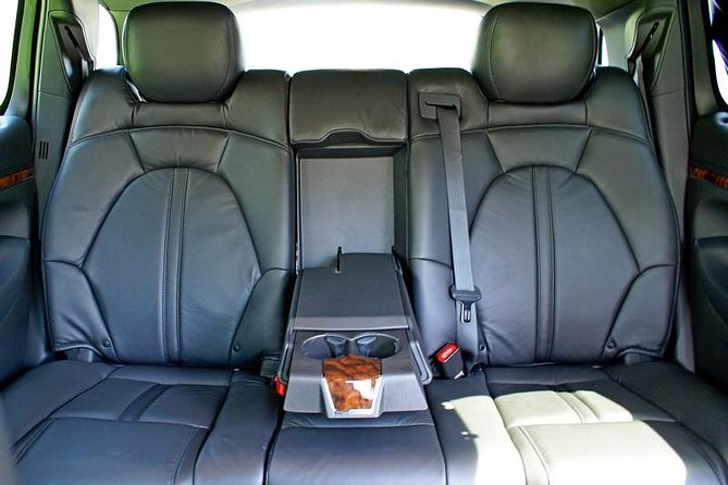 Chicago ↔ Midway Airport, Top Rated Private Sedan Transfer - Curbside pickup at Midway: SMS, Door 2LL, and the limo lane