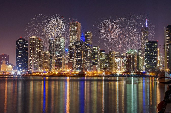 Chicago's Fireworks Show aboard Tall Ship Windy! - Who this cruise is perfect for