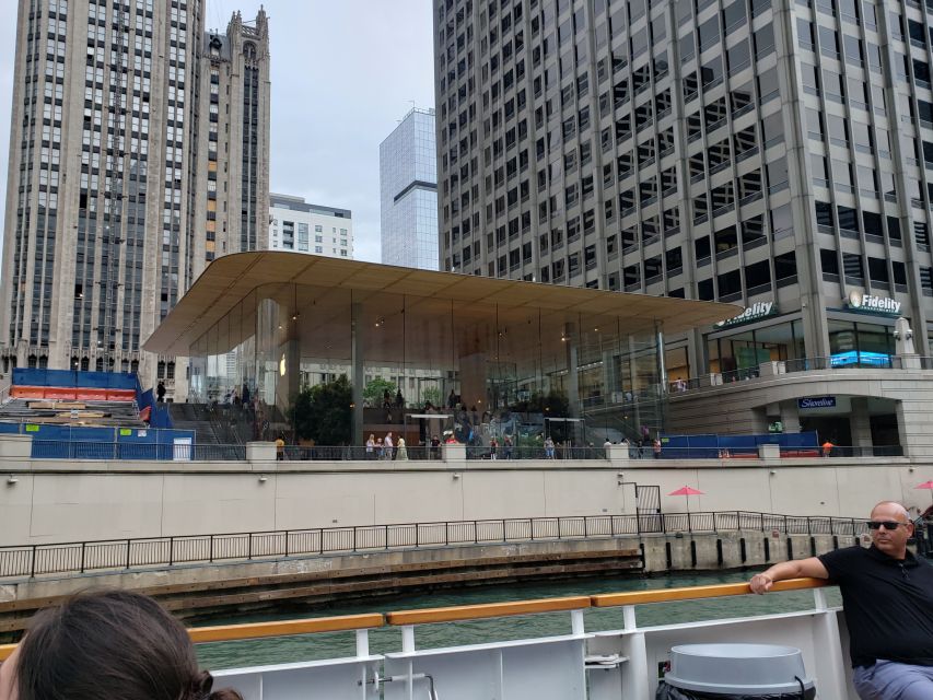 Chicago's Modern Skyscrapers Guided Walking Tour - Why Chicago’s Modernism hits different on foot