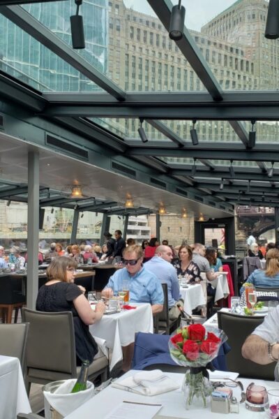 City Cruises Chicago: Brunch, Lunch, or Dinner River Cruise - Brunch vs lunch vs dinner: what actually changes