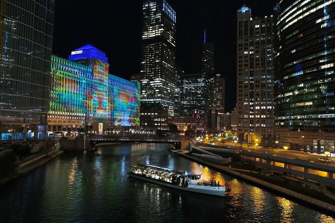 City Cruises Chicago: Fireworks Premier Plus Dinner Cruise - Summer Fireworks Upgrade: Navy Pier Area Views on Wednesdays and Saturdays