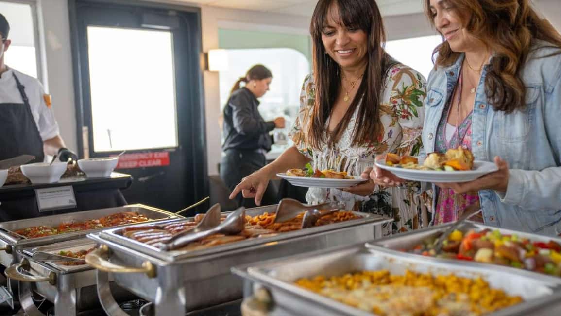 City Cruises Chicago: Lake Michigan Fireworks Dinner Cruise - Lake Michigan Fireworks Dinner Cruise: The Big Idea