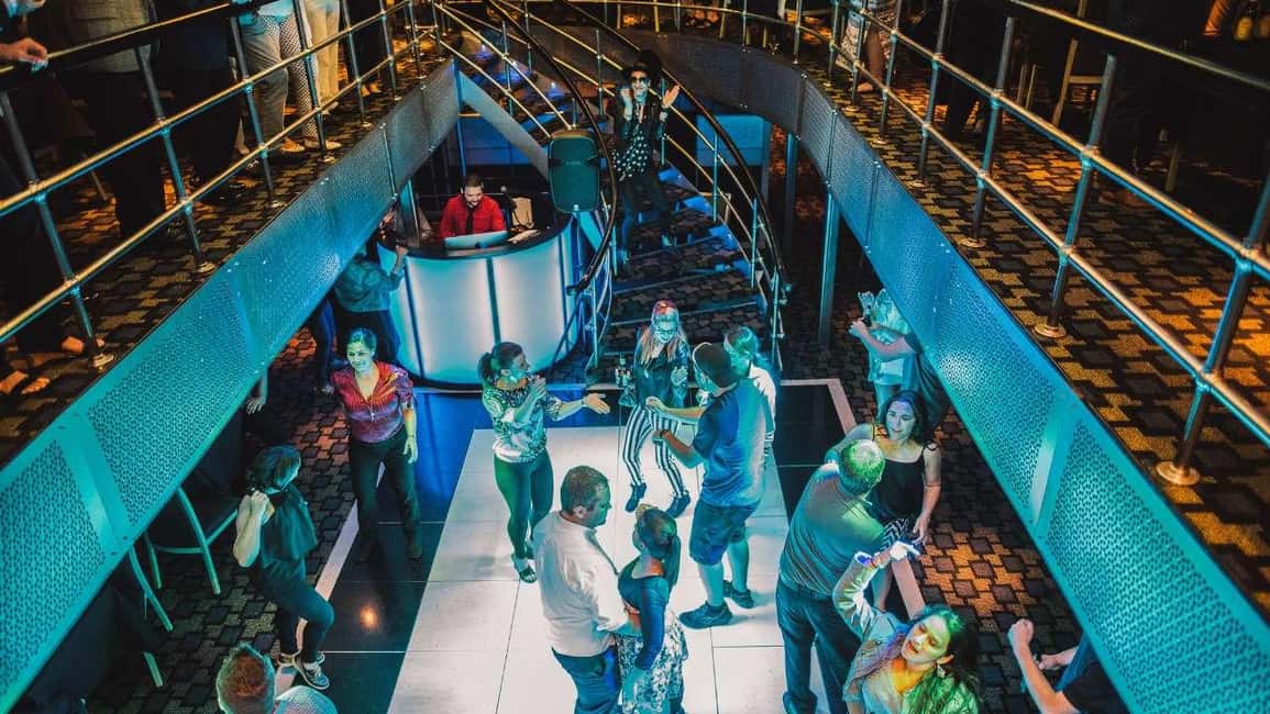 City Cruises Chicago: Lake Michigan Fireworks Dinner Cruise - The Buffet Dinner: What You’ll Actually Eat