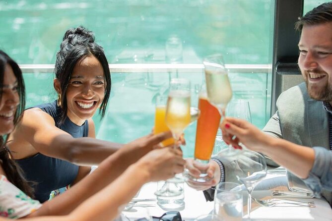 City Cruises Chicago: Premier Plus Brunch Cruise on Chicago River - The Chicago River route: main + south branches and why you should expect variations