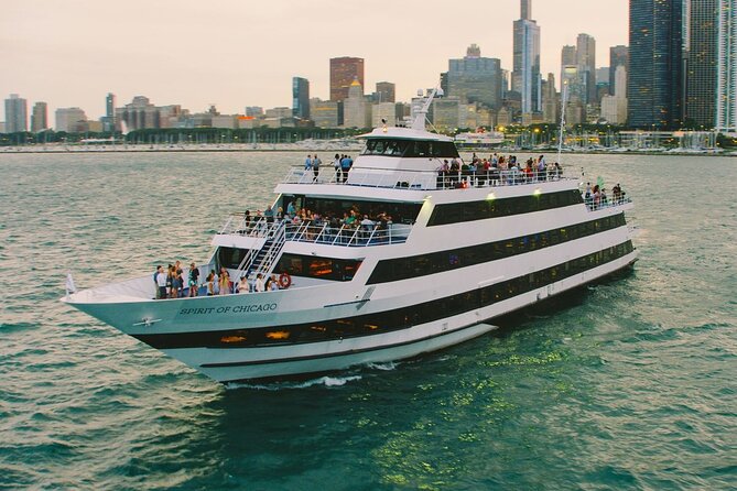City Cruises Chicago: Signature Brunch Cruise on Lake Michigan - The DJ soundtrack: fun control without it getting chaotic