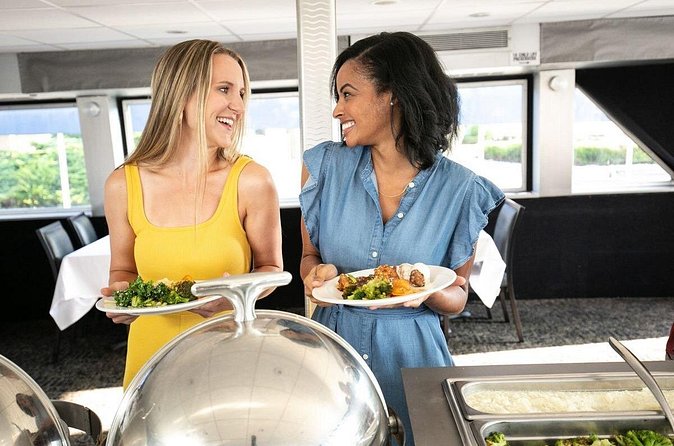 City Cruises Chicago: Signature Brunch Cruise on Lake Michigan - Comfort rules that actually matter on a lake boat