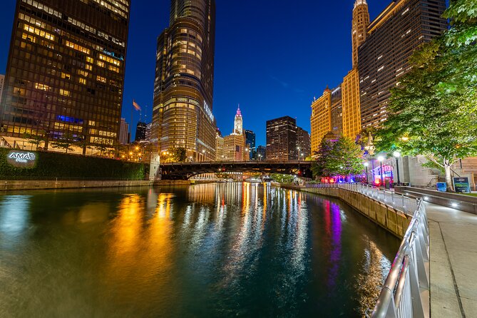 Ghosts of Chicago Family Friendly Ghost Tour - Stop-by-stop: the sights and the stories behind them