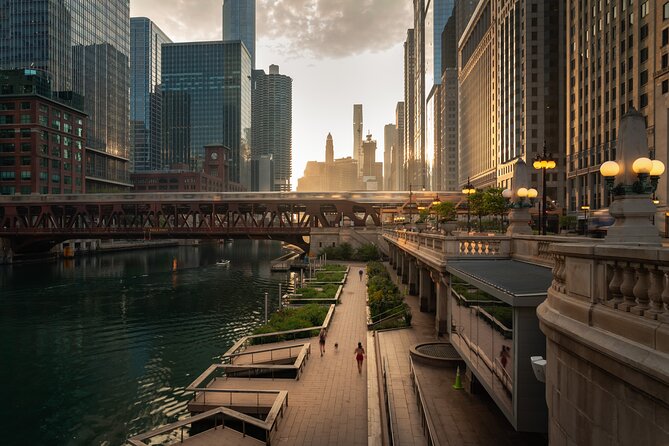 Ghosts of Chicago Family Friendly Ghost Tour - How scary is it? The family-friendly angle (and what you might want instead)
