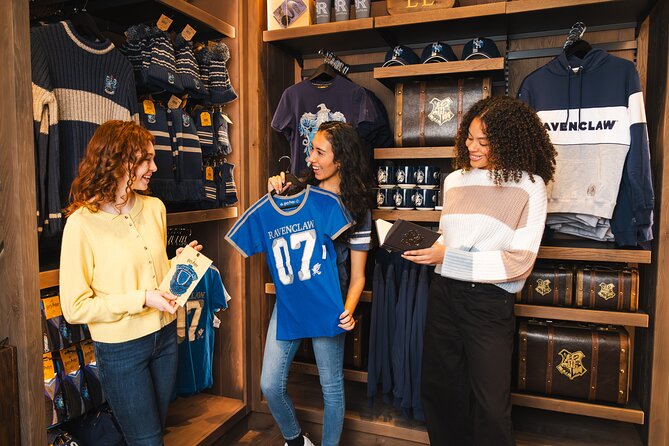 Harry Potter Shop Chicago: Magical Brew Bundle - Where You Go and What the Store Experience Feels Like