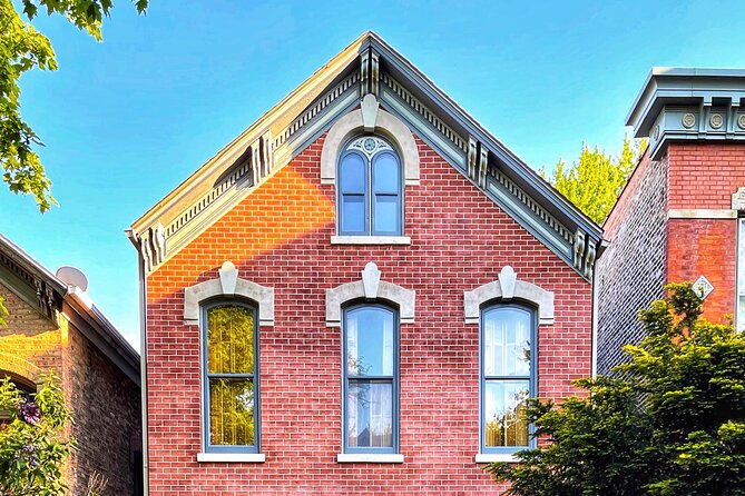 Historic Homes and Cottages of Wicker Park Walking Tour - Ronnie’s architecture approach: why the stories land instead of sounding scripted