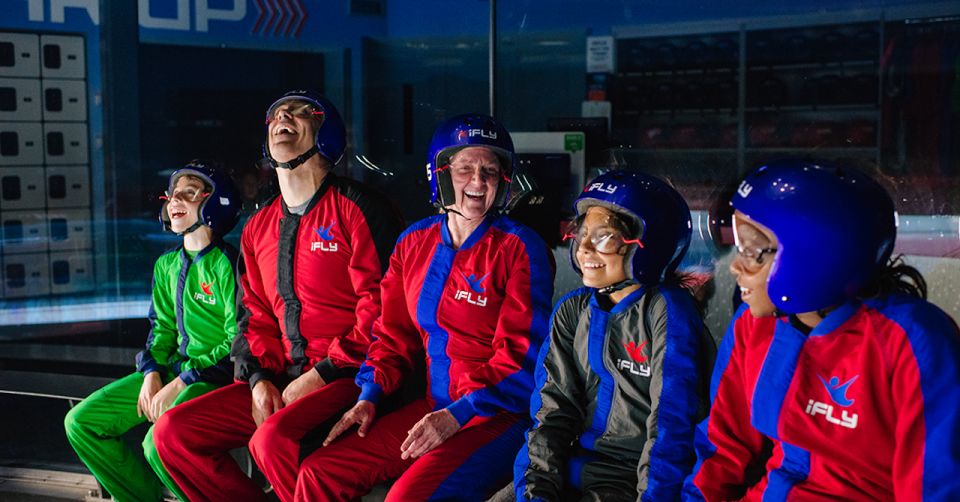 iFLY Chicago Lincoln Park: First Time Flyer Experience - iFLY Chicago Lincoln Park: What You’re Doing, Straight Up