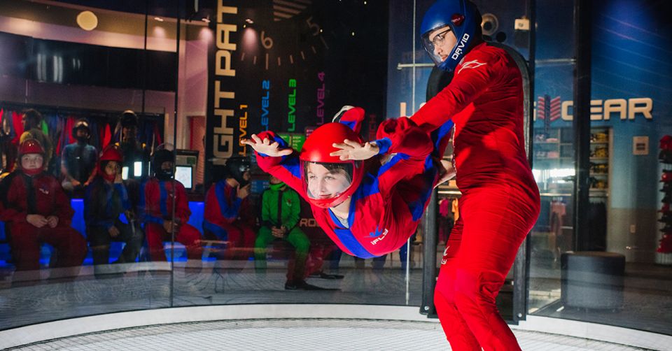 iFLY Chicago Lincoln Park: First Time Flyer Experience - Gear and Suit-Up: What’s Included and What to Bring