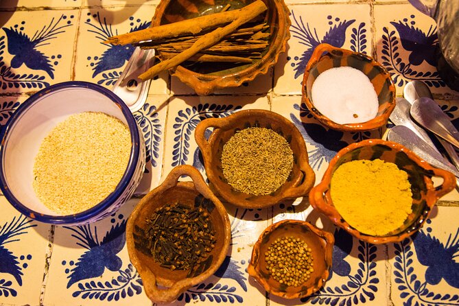 Learn To Make Mole The Real Mexican Way Before Lunch - A mole class in a Chicago home kitchen
