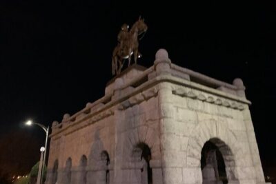 Lincoln Park Hauntings Ghost Investigation Tour - Where you meet and how the route “lands” near Lincoln Park