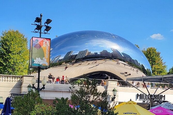 Luxury Minibus Chicago City Tour - A Comfortable Two-Hour Loop Through Chicago Icons