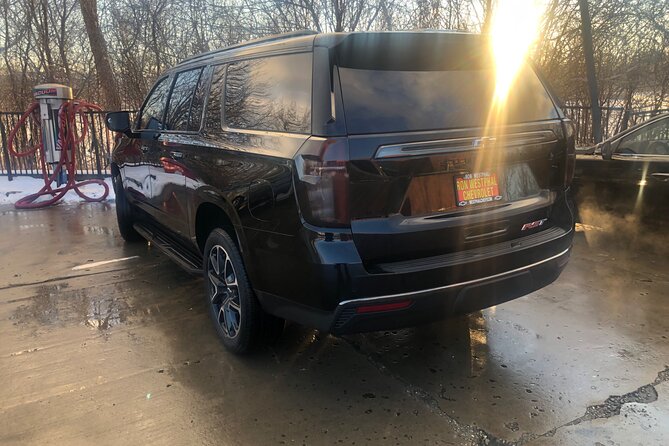 Meet and Greet Private SUV Transfer from ORD to Downtown Chicago - Who this transfer suits best (and who should think twice)