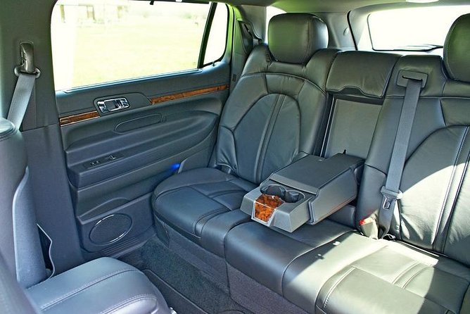 O'Hare Airport Transfer to Chicago, Sedan, Curbside - Top Rated - Downtown Delivery: Comfort, Timing, and What to Expect on the Drive