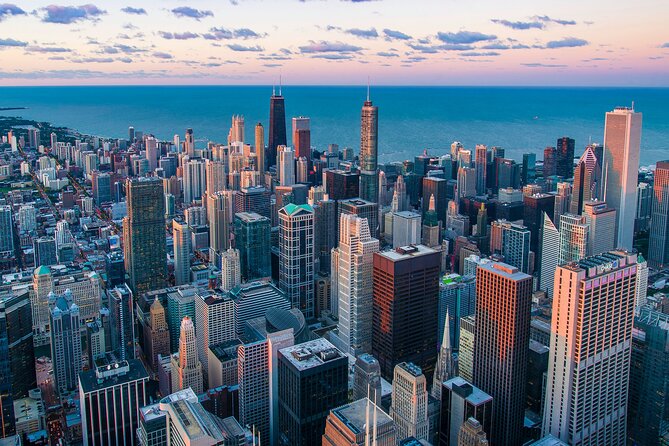 Private Chicago Guided Tour with Hotel Pickup - Lakefront Trail Break: Views Along 19 Miles of Chicago Shore