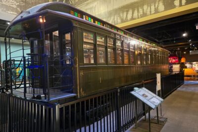 Private Chicago History Museum Tour - Getting Started at Chicago History Museum (1601 N Clark St)