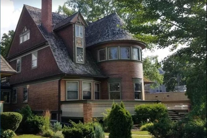 Private Frank Lloyd Wright Architectural Tour by Luxury Vehicle - Key Things To Know Before You Go