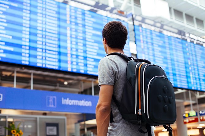 Private Transfer from Chicago Airport (ORD) - Luggage Rules: One Suitcase, About 23 kg