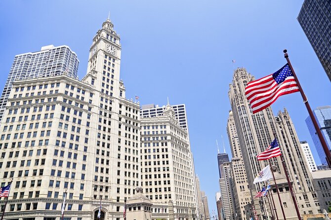 Small Group History And Architecture Walking Tour of Chicago - Chicago Fire context and a classic savory option