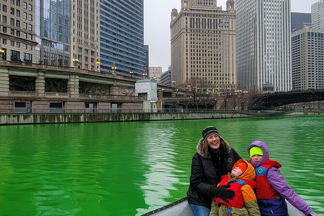 Small Group Lake Michigan Tour - Small Group Size: Why 6 or Fewer Changes Everything