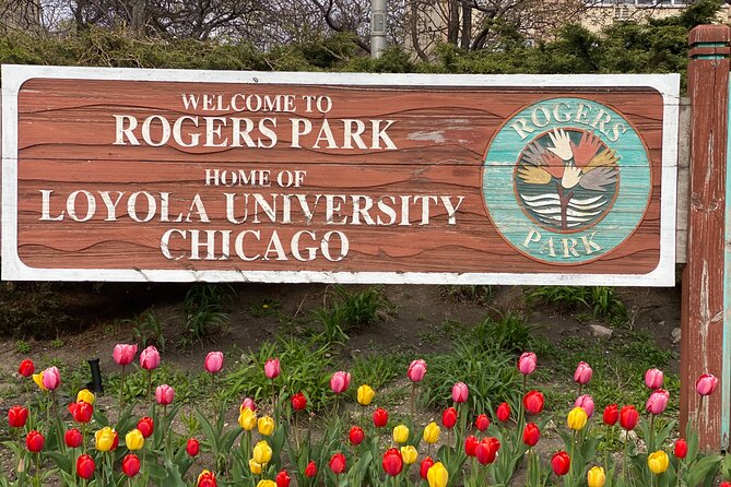 Small-Group Tour of Chicago Neighborhoods: North and South Side - What the Guide Brings: Personality, Humor, and Q&A Energy