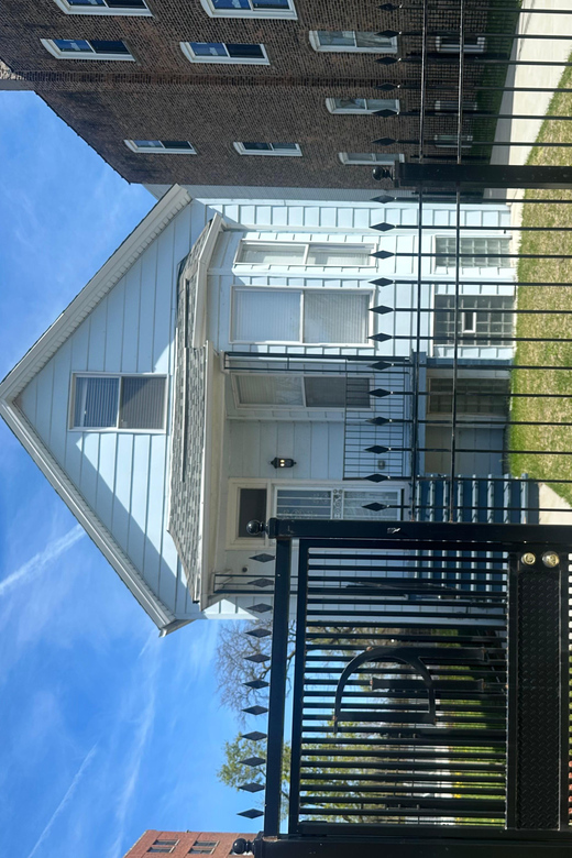 Soul House Tour - Small group instead of a bus: why 2 to 11 people feels better