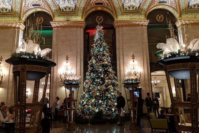 The Christmas Tree Crawl Experience Chicago at the Holidays - The decor route: trees, windows, and holiday landmarks