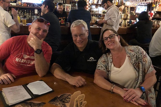 Walking Tour: Historic Chicago Pubs in River North and the Loop - Stop 3: Brehon Pub—when Chicago media turns into a pub story
